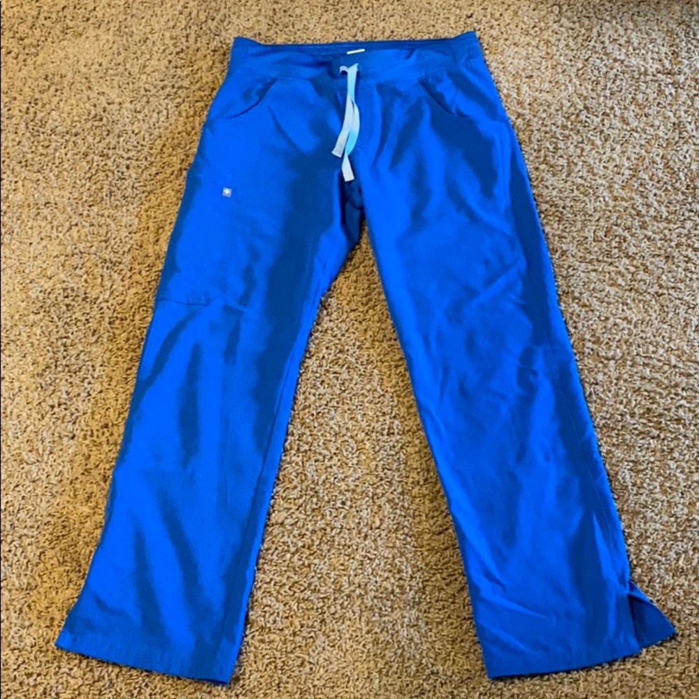 COPY - Figs Kade Cargo Scrub Pants